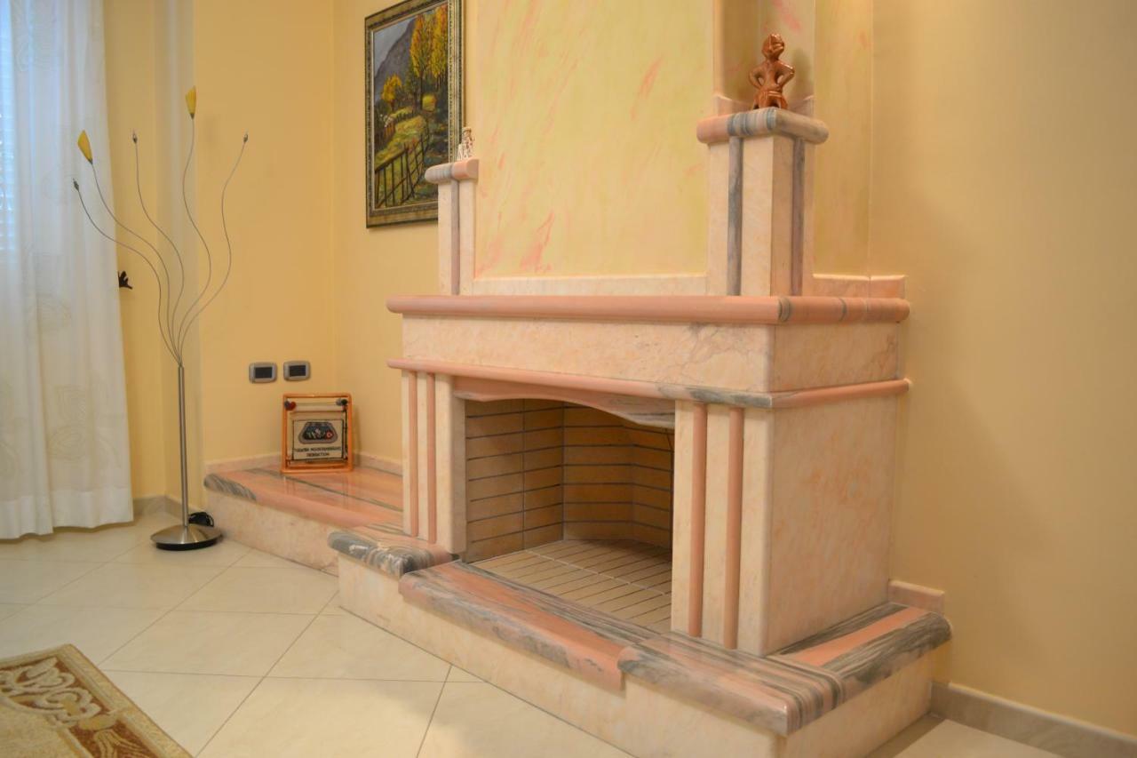 Penthouse 4 Bedrooms Apartment Vlore Exterior photo