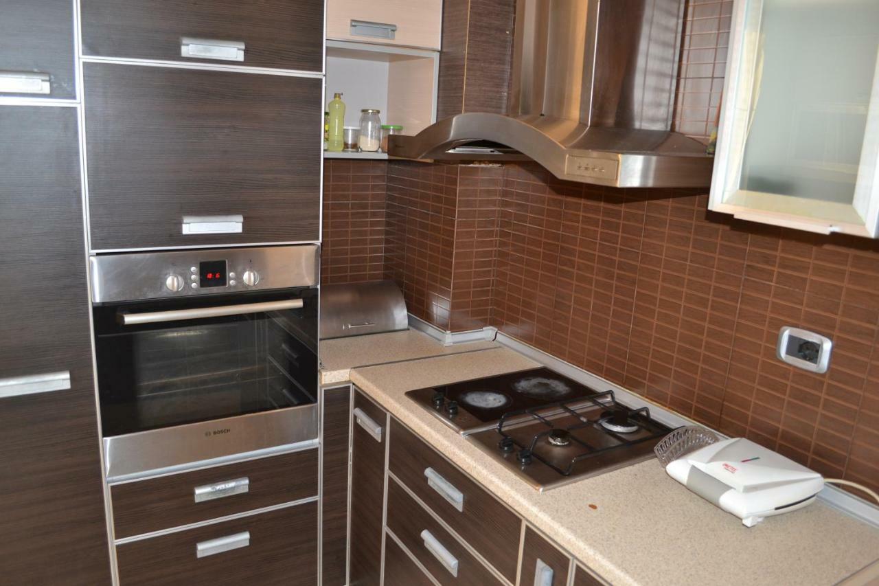 Penthouse 4 Bedrooms Apartment Vlore Exterior photo